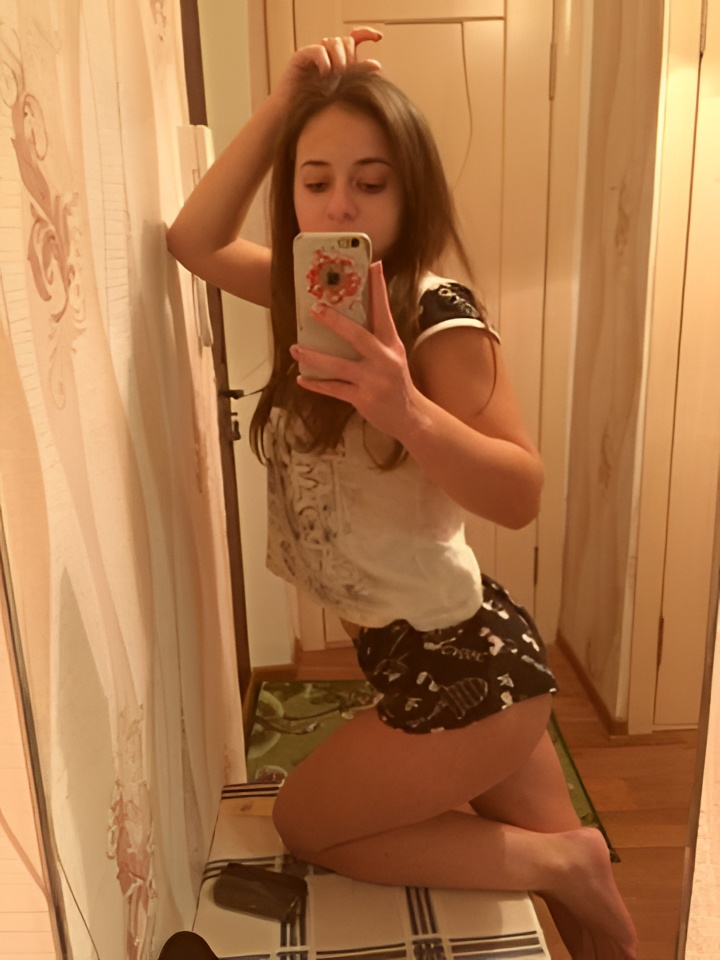 Риана привлекальеная девушка из Кадиевки цена от 10000 руб