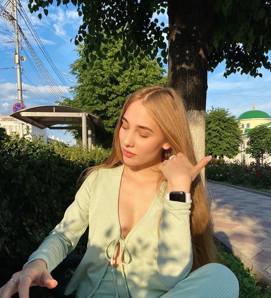 Милана привлекальеная девушка из Кадиевки цена от 3000 руб