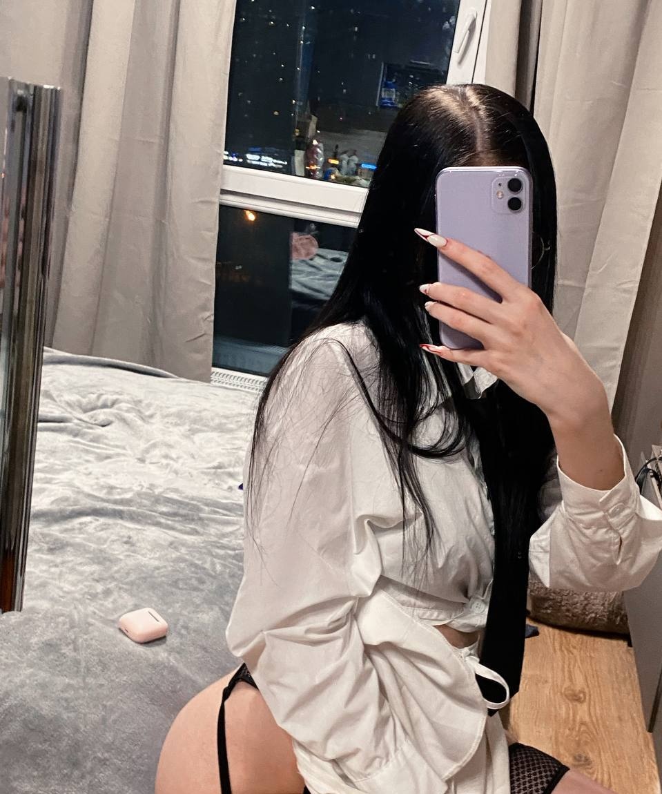 Олечка привлекальеная девушка из Кадиевки цена от 5000 руб