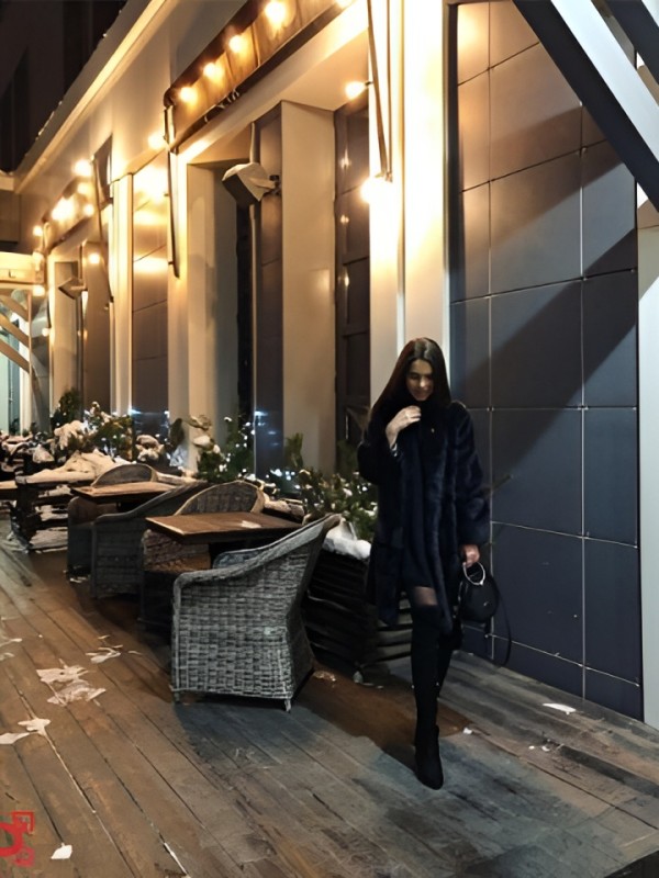 Светлана привлекательная девушка из Кадиевки цена от 5000 руб