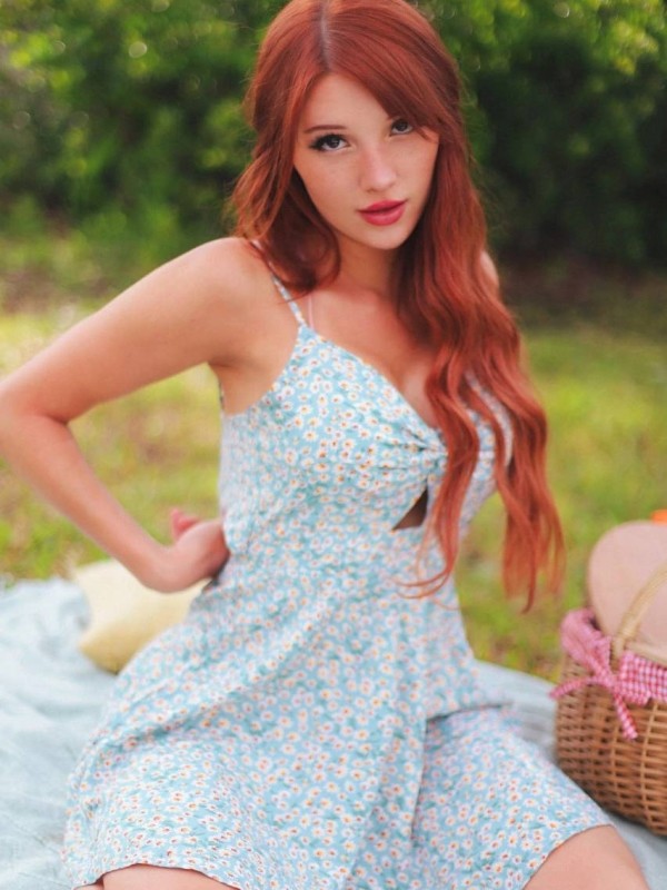 Эмма привлекательная девушка из Кадиевки цена от 3000 руб